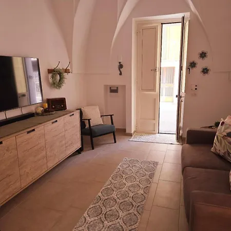 La Casa Felice Parabita